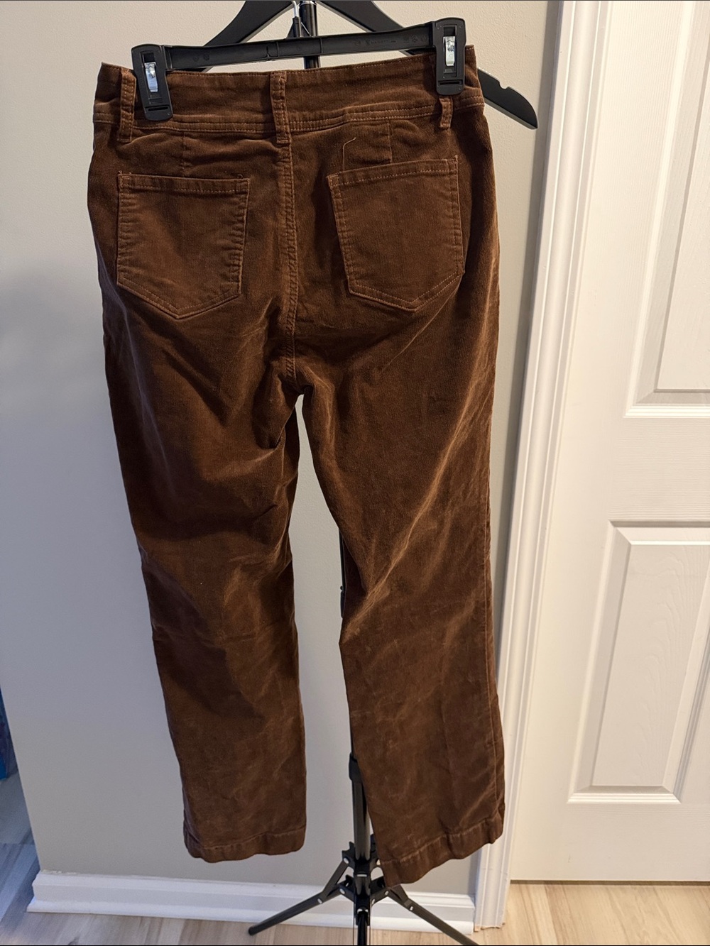 Flamingals Mid-Waist Flare Corduroy Pants Brown. Like new - Picture 5 of 5